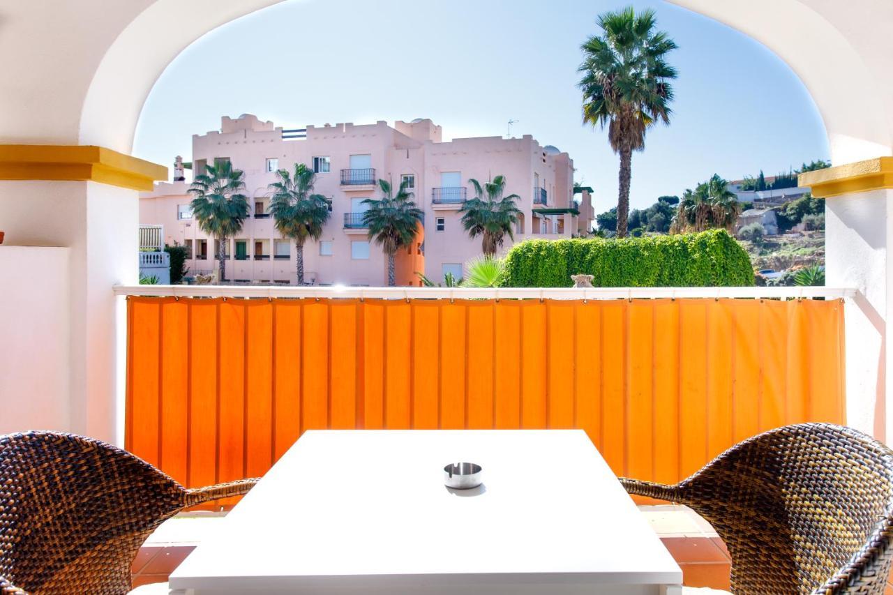 At Almoraide Rooms Suites (Adults Only) Nerja Esterno foto