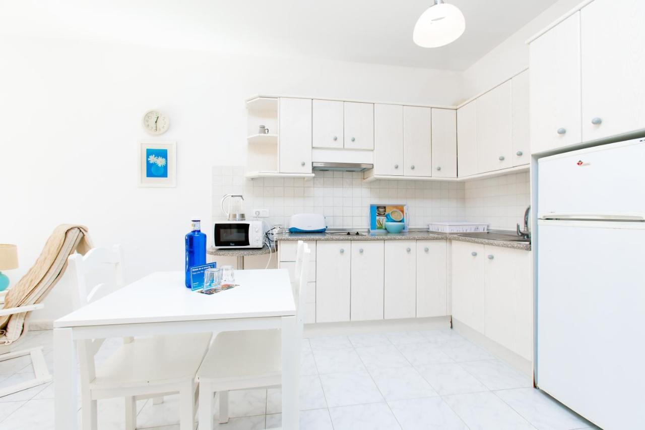 At Almoraide Rooms Suites (Adults Only) Nerja Esterno foto