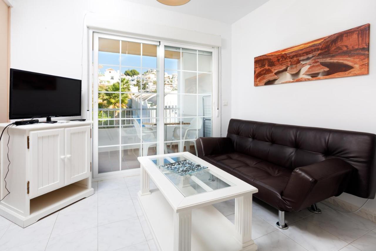 At Almoraide Rooms Suites (Adults Only) Nerja Esterno foto