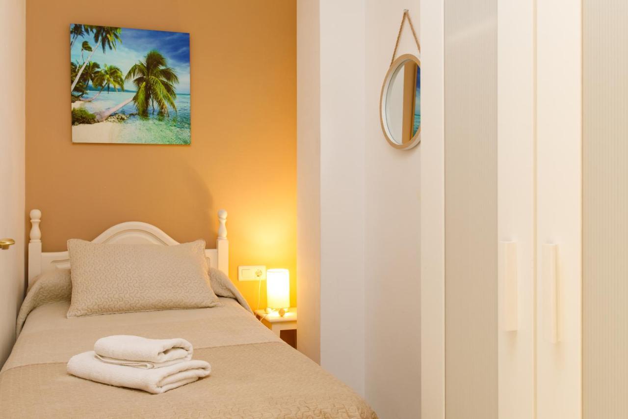 At Almoraide Rooms Suites (Adults Only) Nerja Esterno foto