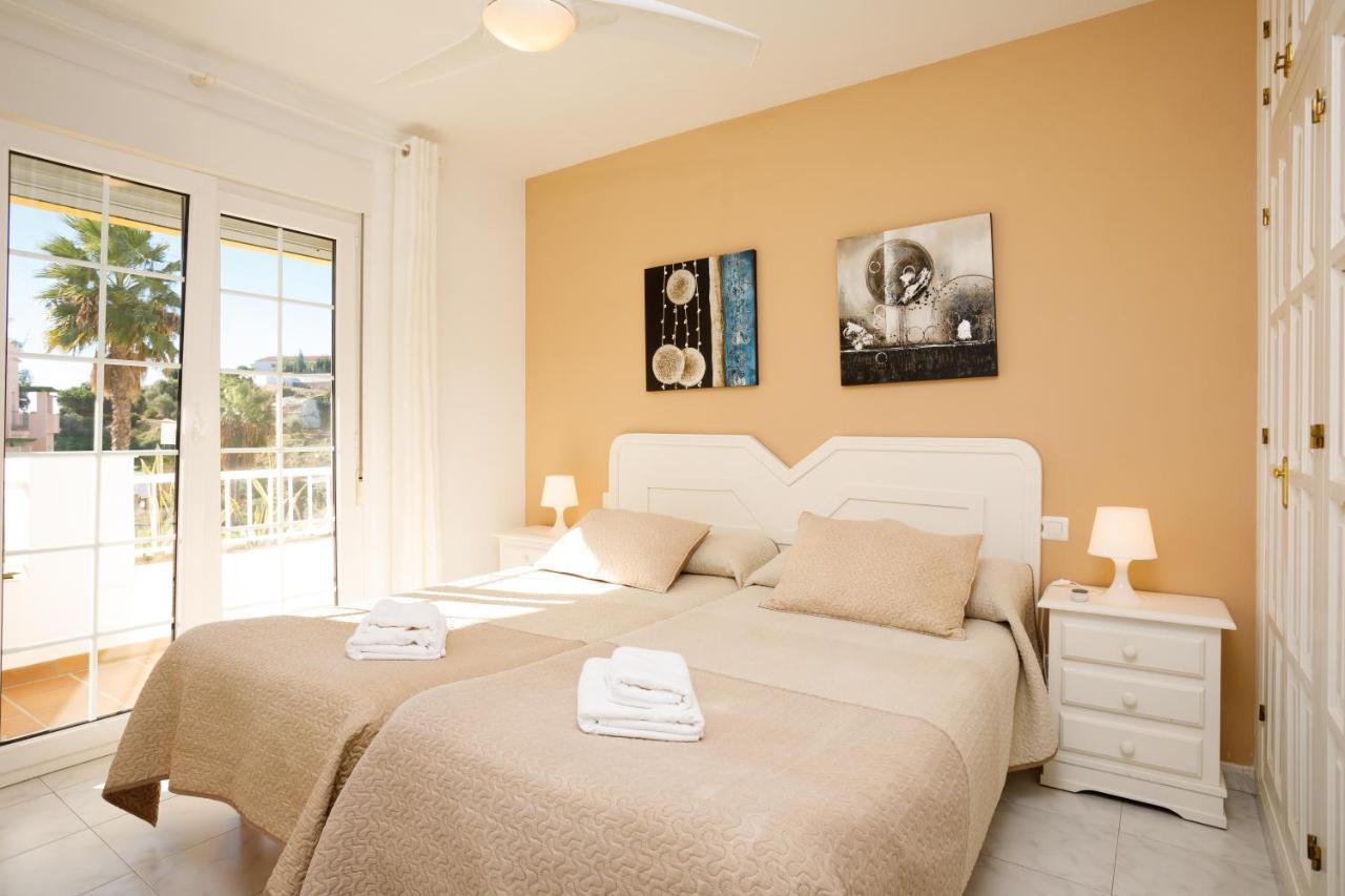 At Almoraide Rooms Suites (Adults Only) Nerja Esterno foto