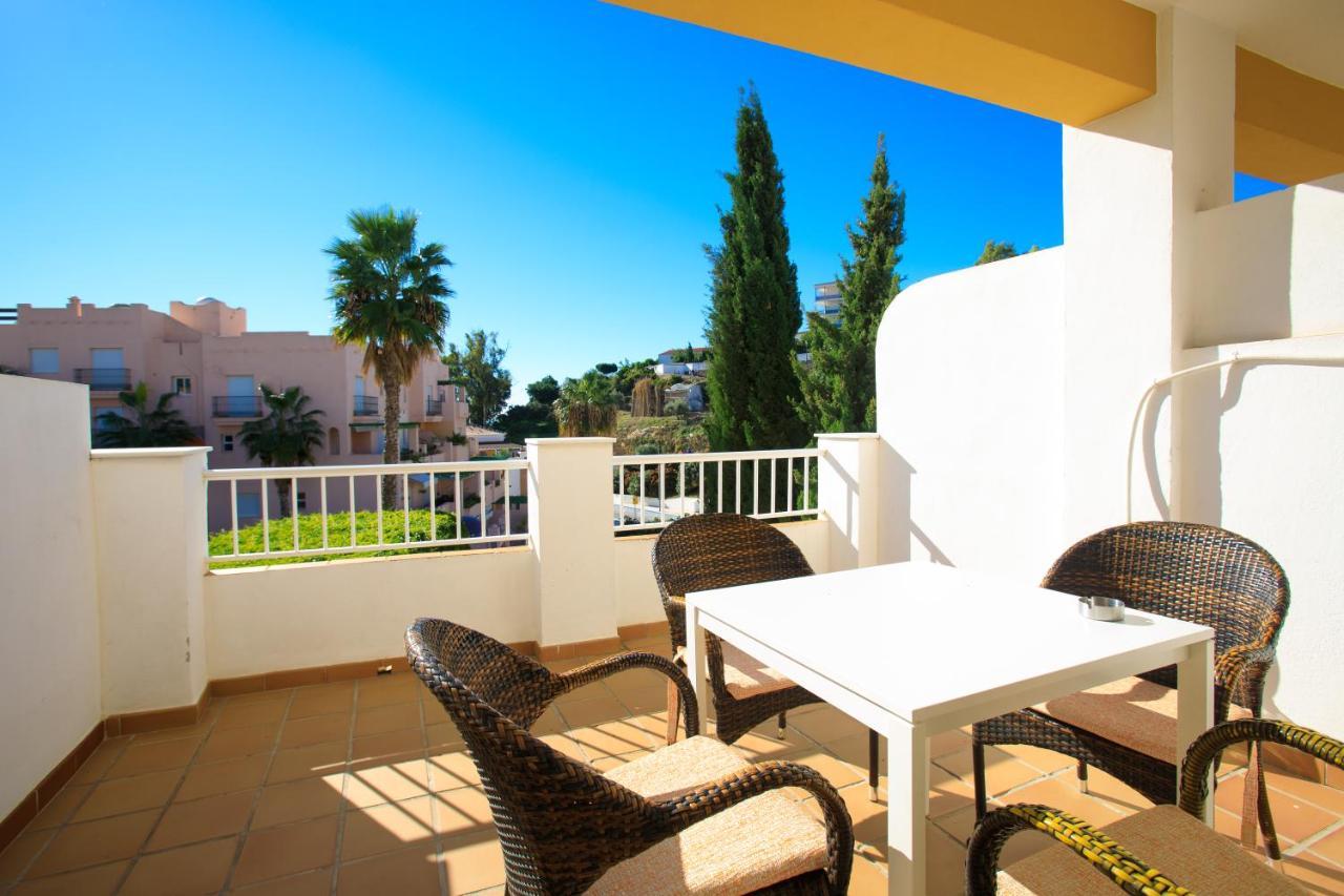 At Almoraide Rooms Suites (Adults Only) Nerja Esterno foto