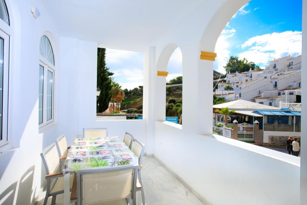 At Almoraide Rooms Suites (Adults Only) Nerja Esterno foto
