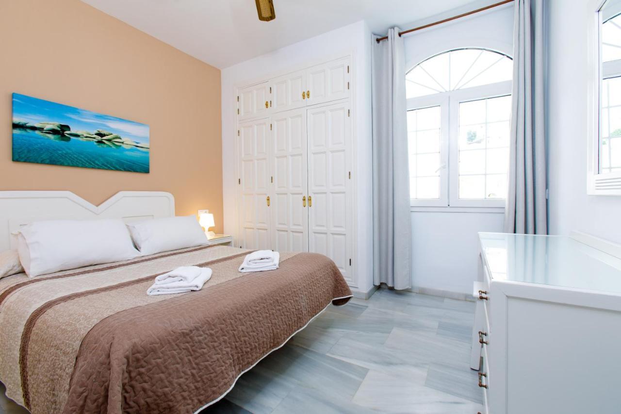 At Almoraide Rooms Suites (Adults Only) Nerja Esterno foto