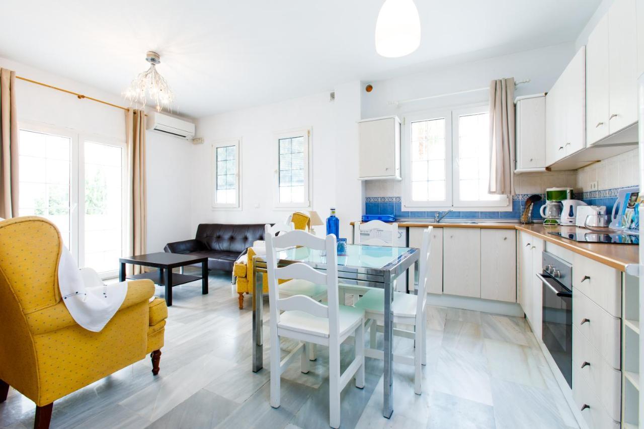 At Almoraide Rooms Suites (Adults Only) Nerja Esterno foto