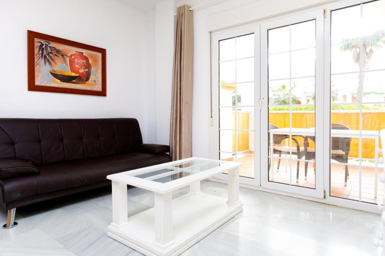 At Almoraide Rooms Suites (Adults Only) Nerja Esterno foto