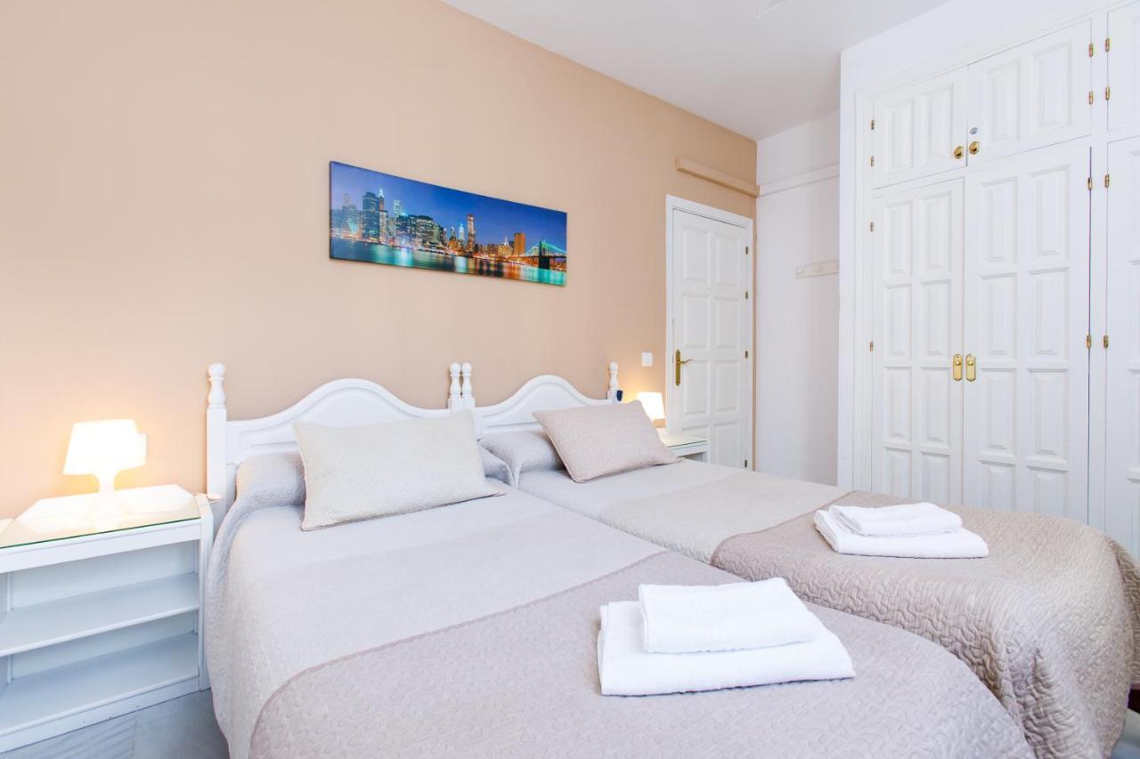 At Almoraide Rooms Suites (Adults Only) Nerja Esterno foto
