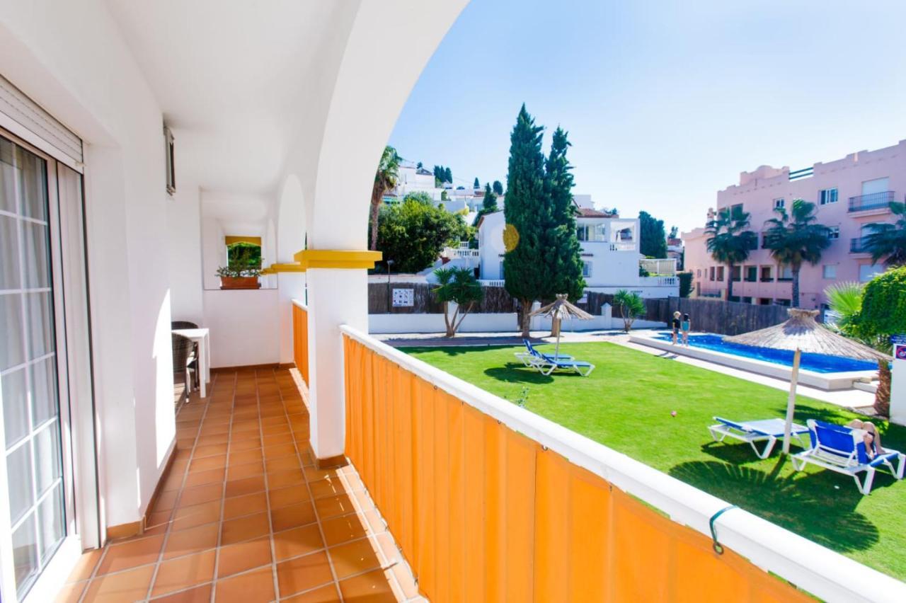 At Almoraide Rooms Suites (Adults Only) Nerja Esterno foto